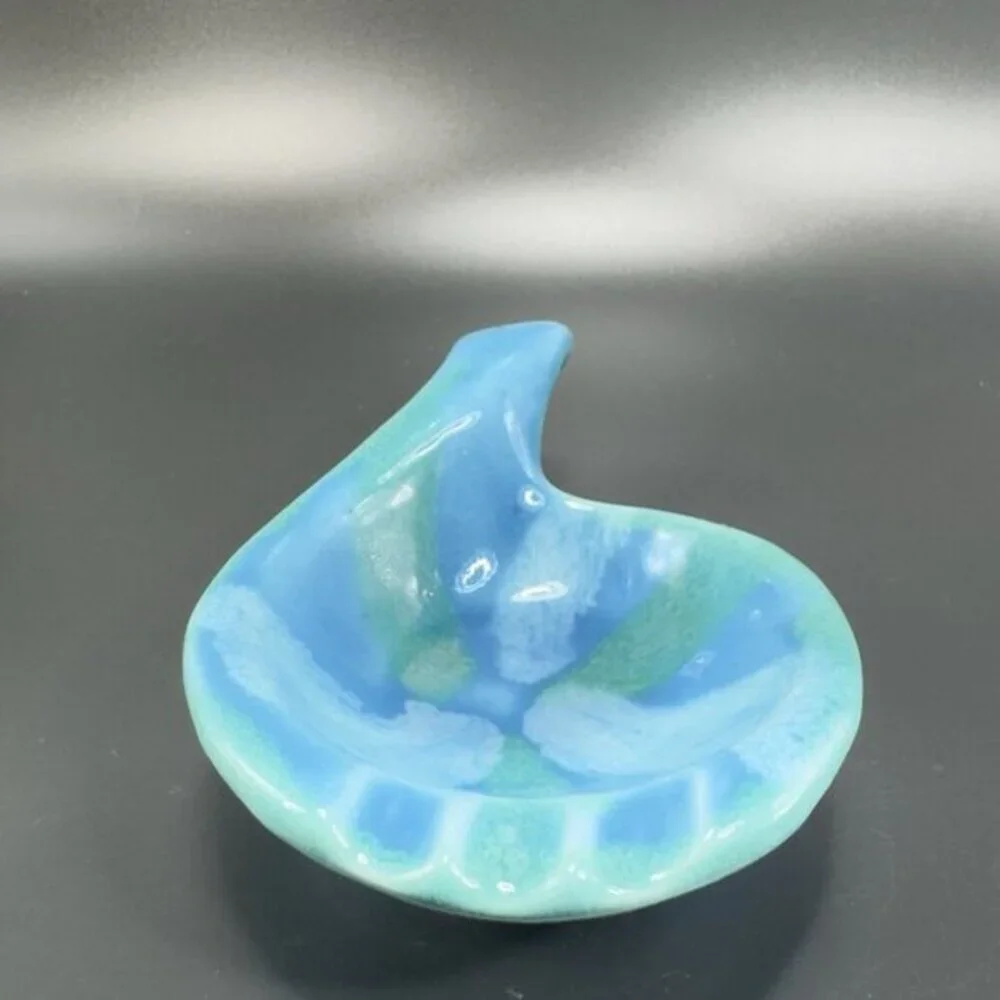 Vintage Dryden Pottery Ashtray Dish Blue Glazed Signed Spoon Shaped‎ Decor VTG